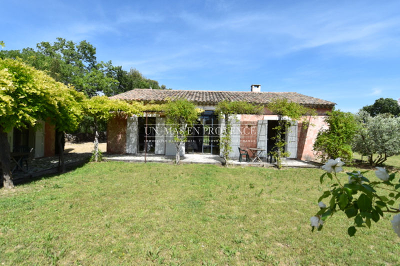 Location saisonnière maison Cabrières-d'Avignon Location saisonnière maison Cabrières-d'Avignon House Cabrières-d'Avignon Luberon, Location saisonnière house 3 bedrooms 150 m²