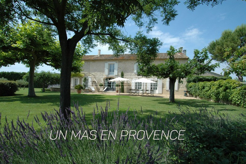 Location saisonnière mas Robion  Farmhouse Robion Luberon,  Vacation rental farmhouse  7 bedrooms   450&nbsp;m&sup2;