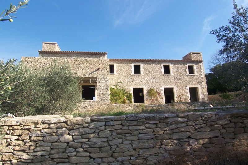Vente maison en pierre Gordes Vente maison en pierre Gordes Stone house Gordes Luberon, to buy stone house 500 m²