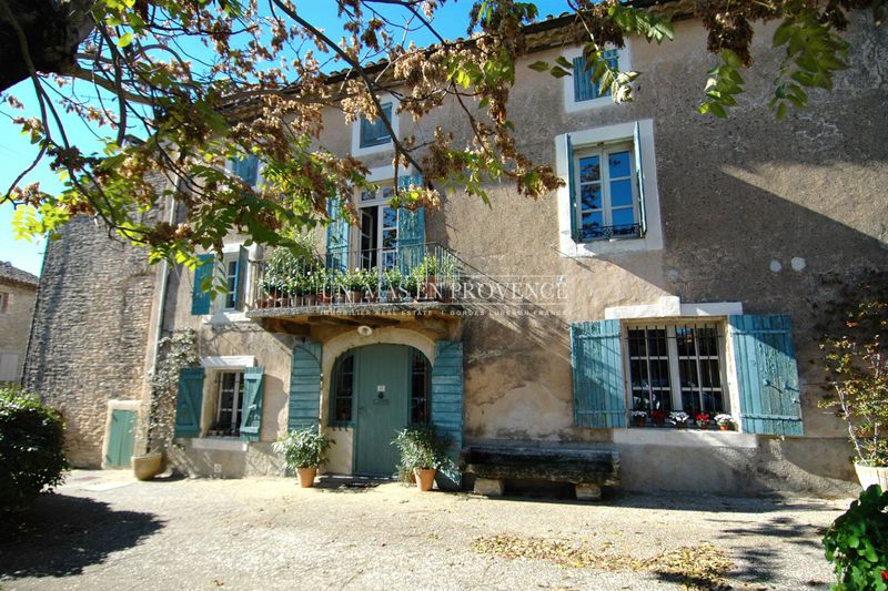 Vente maison de caractère Cabrières-d'Avignon Vente maison de caractère Cabrières-d'Avignon Maison de caractère Cabrières-d'Avignon Luberon, achat maison de caractère 4 chambres 212 m²