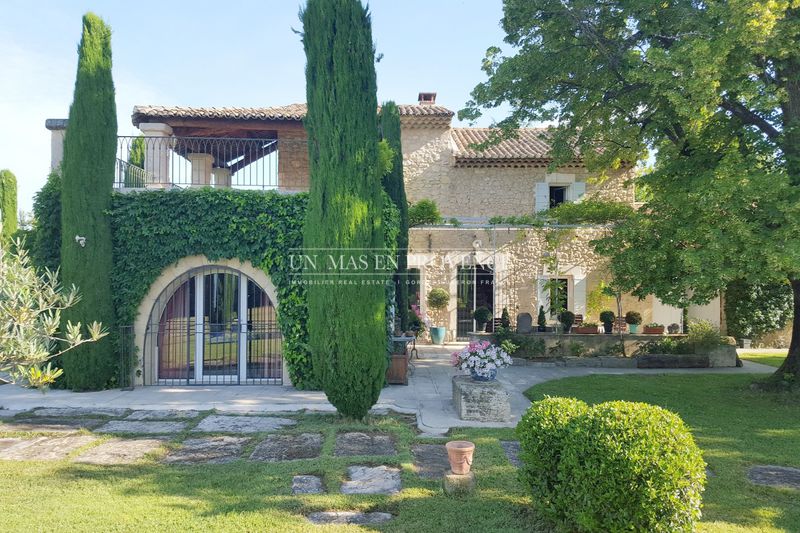 Vente mas Cavaillon Vente mas Cavaillon Farmhouse Cavaillon Luberon, to buy farmhouse 6 bedrooms 300 m²
