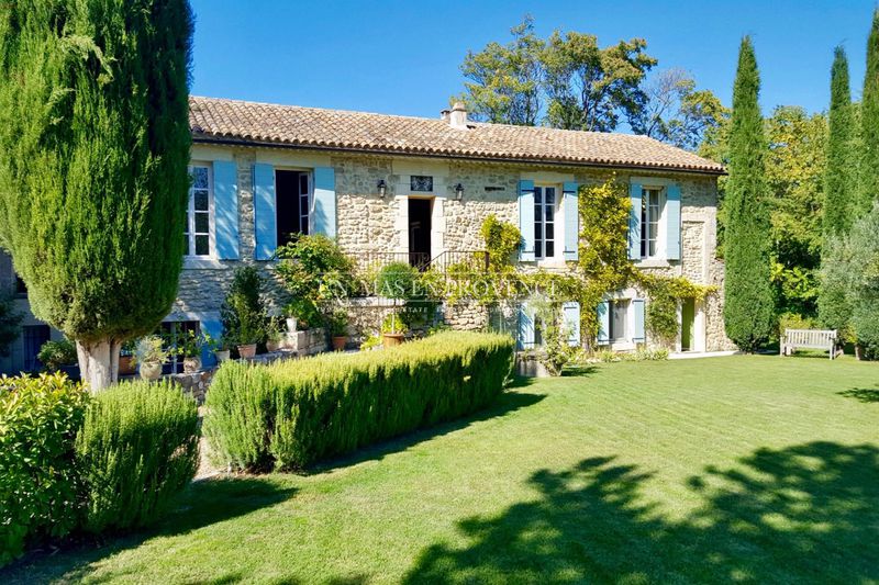 Vente maison en pierre Oppède Vente maison en pierre Oppède Stone house Oppède International, to buy stone house 5 bedrooms 360 m²
