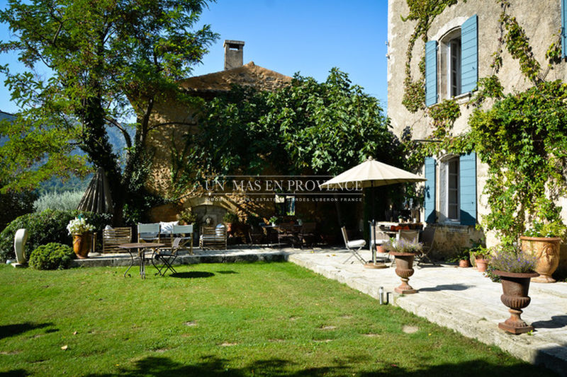 Vente propriété Oppède Vente propriété Oppède Property Oppède Luberon, to buy property 19 bedrooms 800 m²