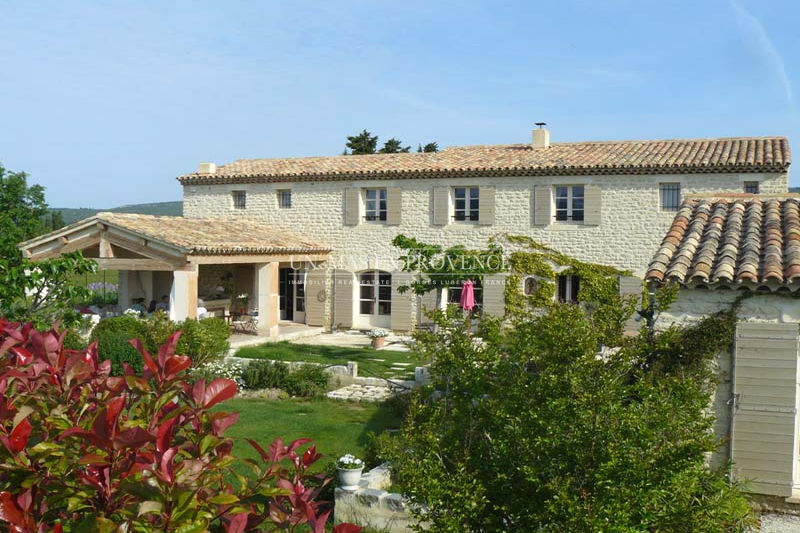Vente maison en pierre Gordes Vente maison en pierre Gordes Maison en pierre Gordes Luberon, achat maison en pierre 7 chambres 370 m²