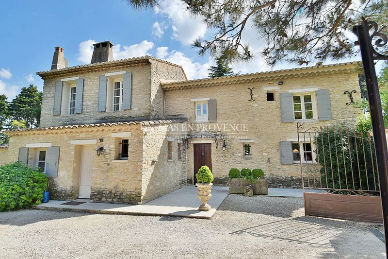 Vente mas L'Isle-sur-la-Sorgue Vente mas L'Isle-sur-la-Sorgue Mas L'Isle-sur-la-Sorgue Pays des sorgues, achat mas 3 chambres 200 m²