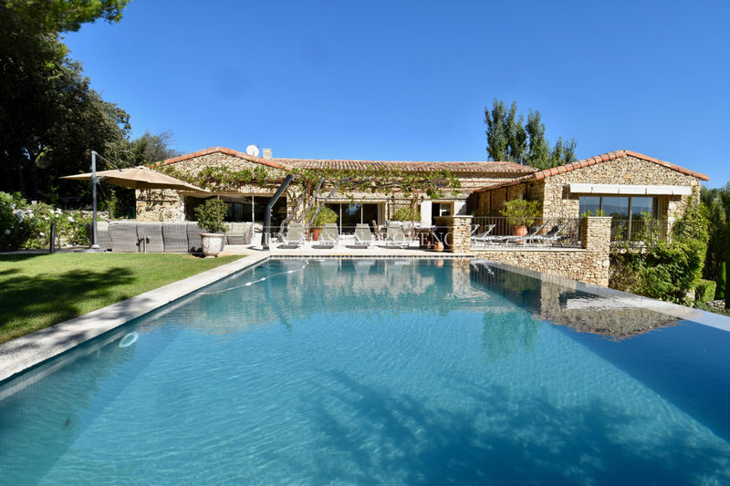 Vente maison récente Gordes  Maison récente Gordes Luberon,   achat maison récente  5 chambres   350&nbsp;m&sup2;