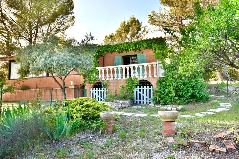 Vente maison de campagne Roussillon Vente maison de campagne Roussillon Maison de campagne Roussillon Luberon, achat maison de campagne 3 chambres 135 m²