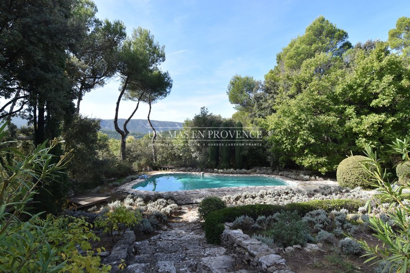Vente maison Ménerbes Vente maison Ménerbes House Ménerbes Luberon, to buy house 7 bedrooms 540 m²