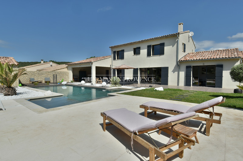 Vente maison contemporaine Cabrières-d'Avignon Vente maison contemporaine Cabrières-d'Avignon Contemporary house Cabrières-d'Avignon Luberon, to buy contemporary house 4 bedrooms 204 m²