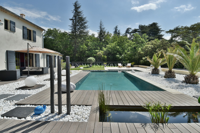 Vente maison contemporaine Cabrières-d'Avignon Vente maison contemporaine Cabrières-d'Avignon Contemporary house Cabrières-d'Avignon Luberon, to buy contemporary house 4 bedrooms 204 m²