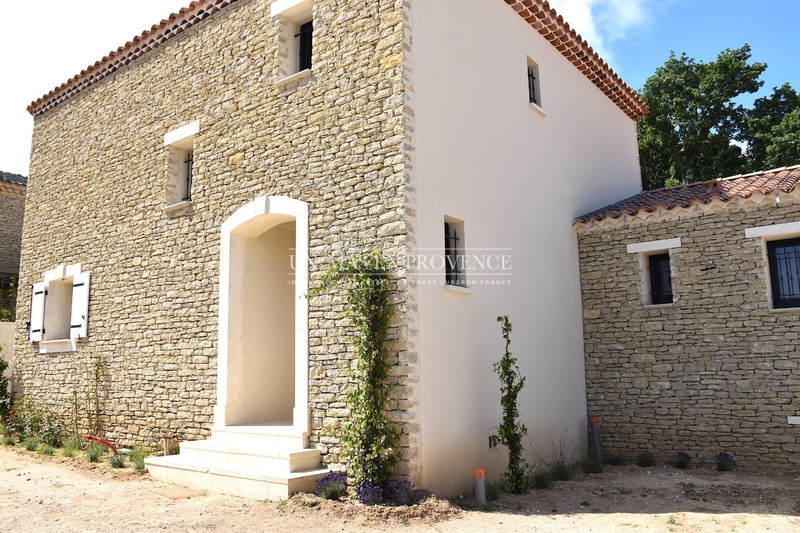Vente maison Robion  House Robion Luberon,   to buy house  4 bedrooms   150&nbsp;m&sup2;