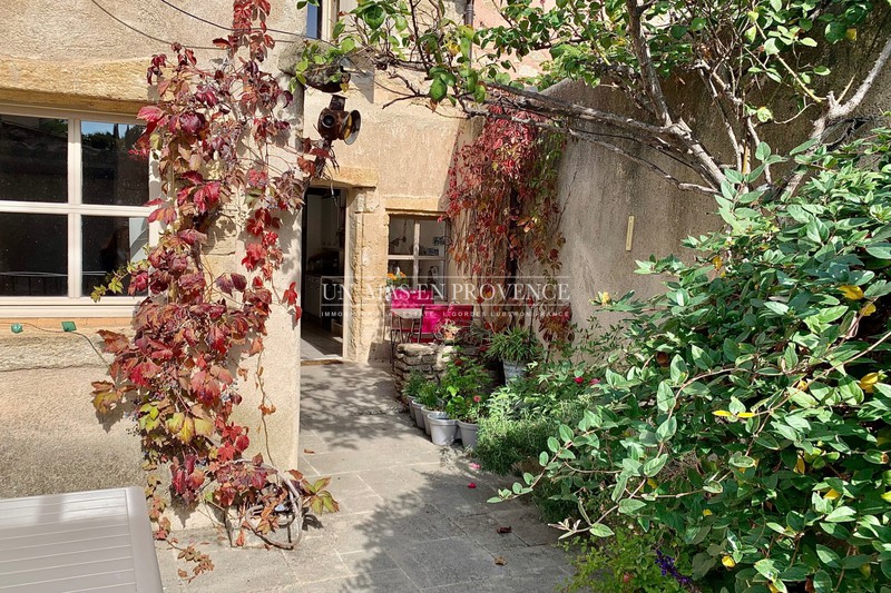 Vente maison de village Robion Vente maison de village Robion Village house Robion Luberon, to buy village house 3 bedrooms 95 m²