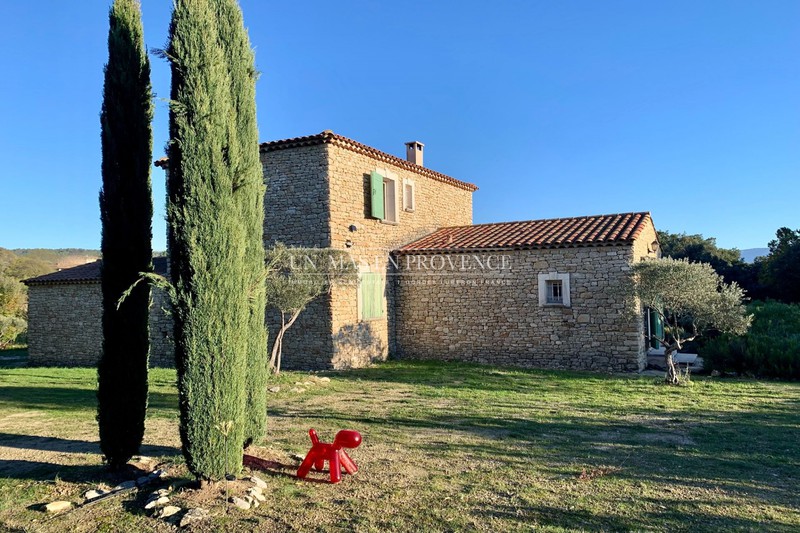 Vente maison de caractère Gordes Vente maison de caractère Gordes Mansion Gordes Luberon, to buy mansion 4 bedrooms 160 m²