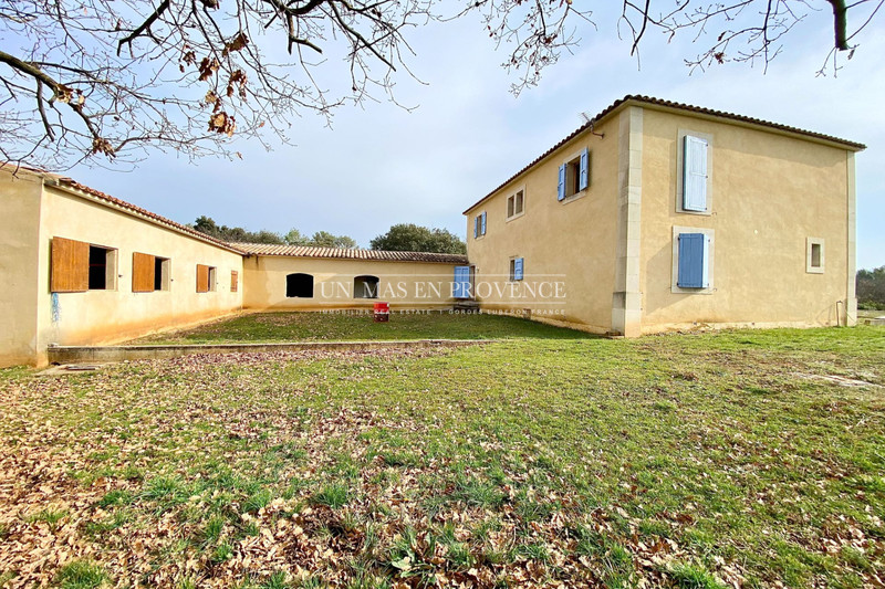 Vente maison de campagne Bonnieux  Villa Bonnieux Luberon,   to buy villa  4 bedrooms   160&nbsp;m&sup2;