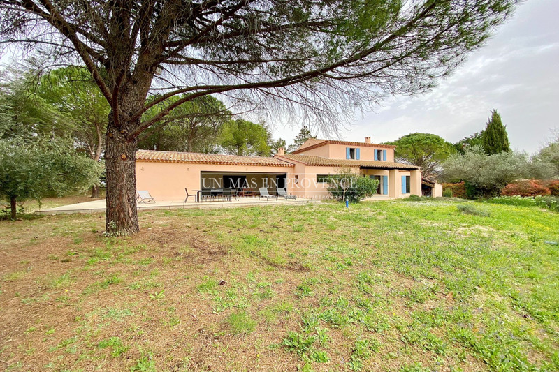 Vente maison contemporaine Roussillon  Maison contemporaine Roussillon Luberon,   achat maison contemporaine  5 chambres   240&nbsp;m&sup2;