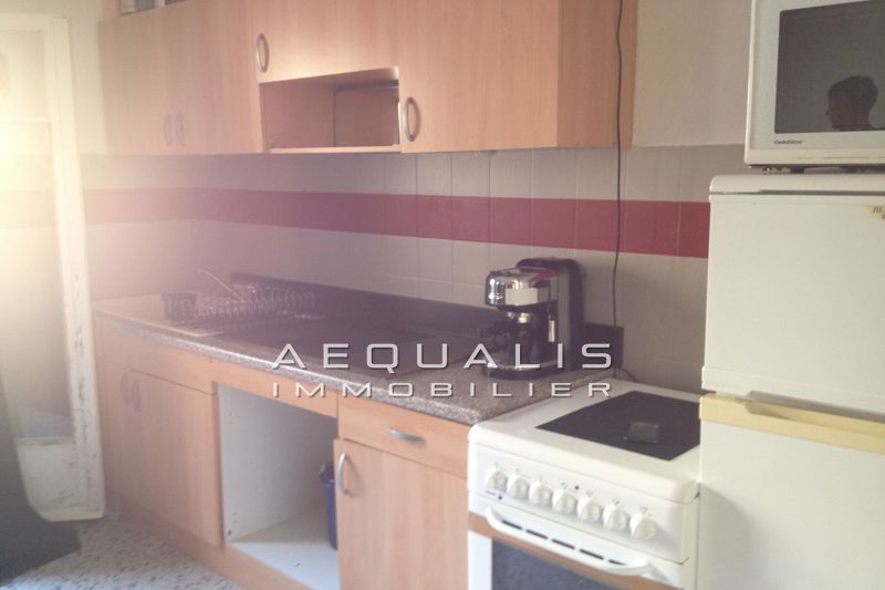 vente Appartement Saint-laurent-du-var Centre-ville Appartement Saint-Laurent-du-Var Centre-ville, Location appartement 1 pièce 25 m²