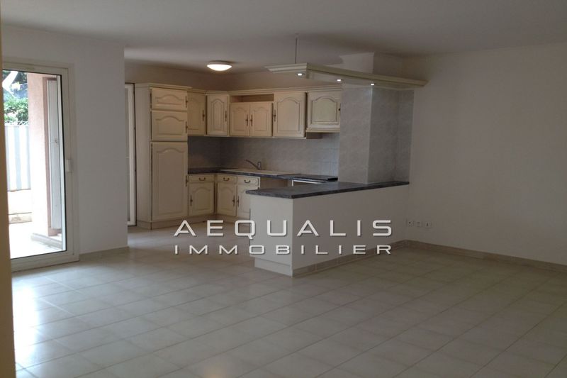Photo Apartment Saint-Laurent-du-Var Proche tzanck, Rentals apartment 3 rooms 62 m²