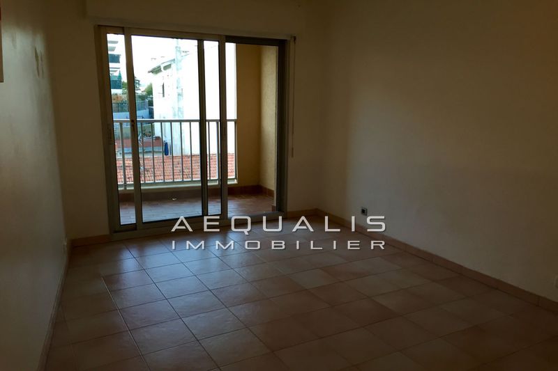 Location appartement Saint-Laurent-du-Var  