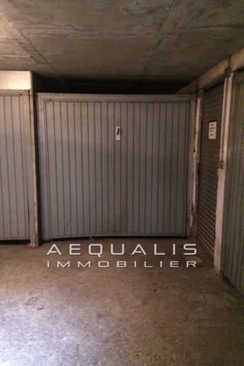 Photo Garage Saint-Laurent-du-Var Bas plateaux fleuris, Rentals garage