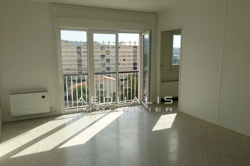 vente Appartement Saint-laurent-du-var Centre-ville Appartement Saint-Laurent-du-Var Centre-ville, Location appartement 1 pièce 27 m²