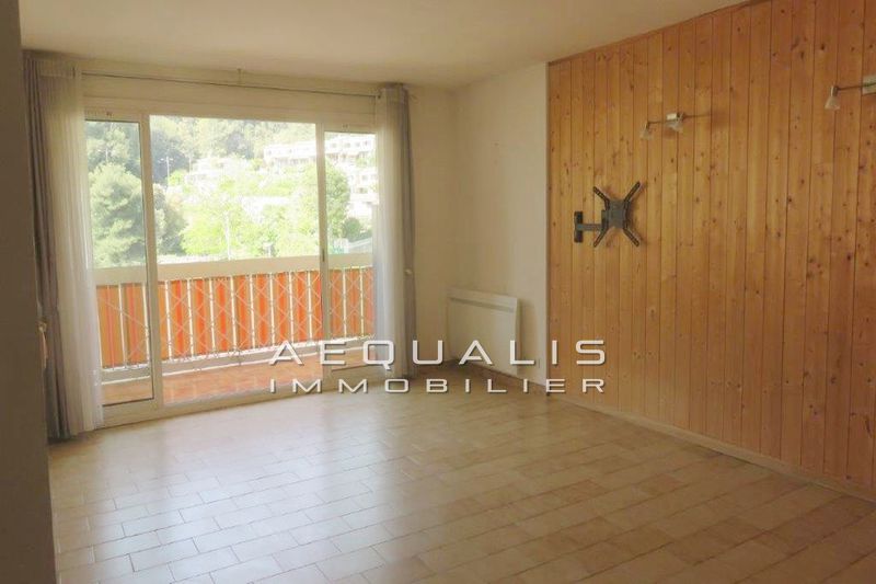 Photo Apartment Saint-Laurent-du-Var Les pugets, Rentals apartment 3 rooms 67 m²