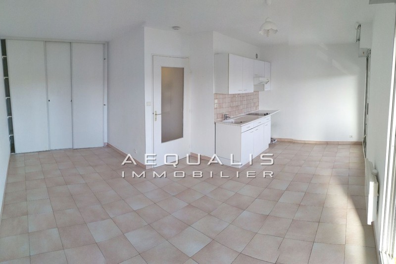 vente Appartement Saint-laurent-du-var Centre-ville Appartement Saint-Laurent-du-Var Centre-ville, Location appartement 1 pièce 29 m²