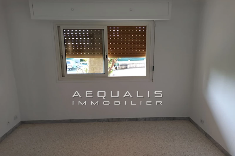 Location appartement Saint-Laurent-du-Var  