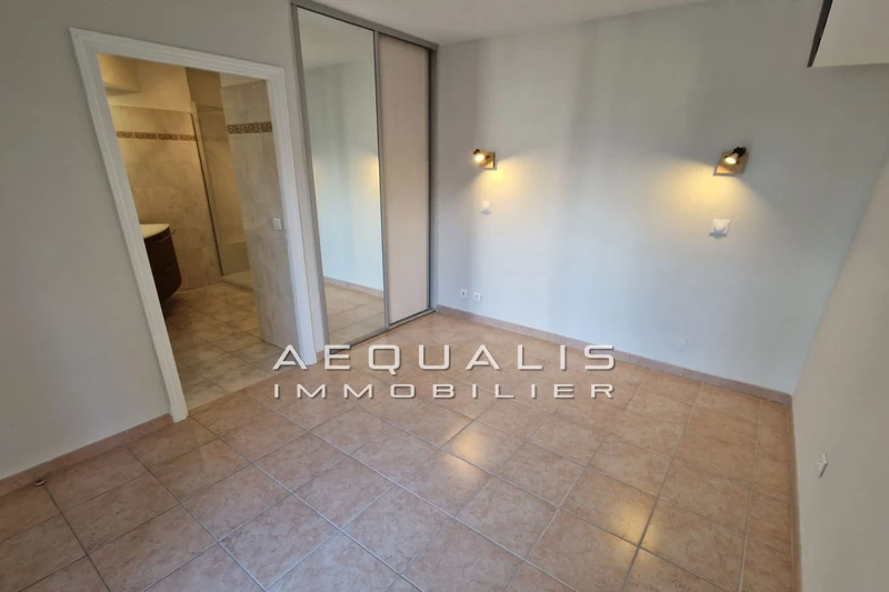 Location appartement Saint-Laurent-du-Var  