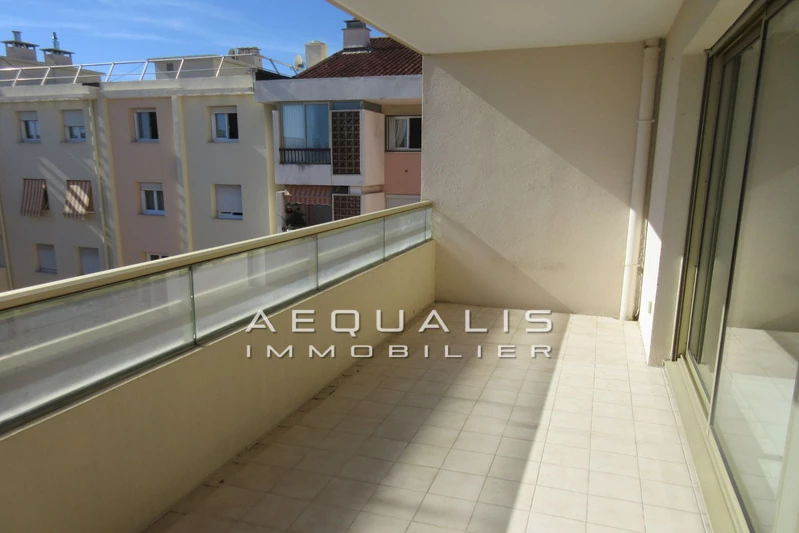 Vente appartement Saint-Laurent-du-Var  