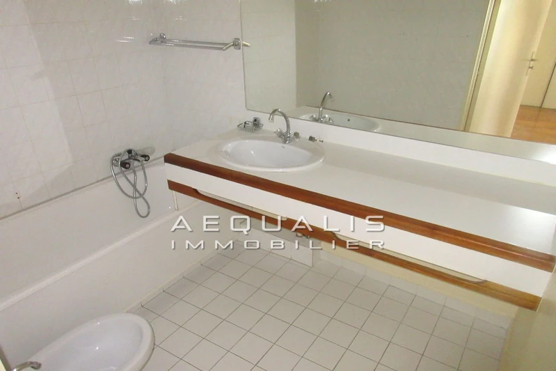Vente appartement Saint-Laurent-du-Var  
