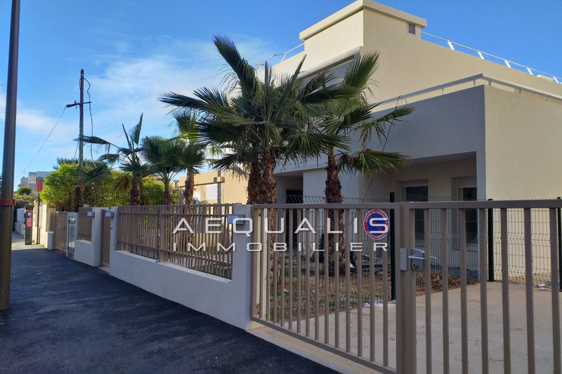 Photo Apartment Saint-Laurent-du-Var Centre-ville, to buy apartment 2 rooms 60 m²