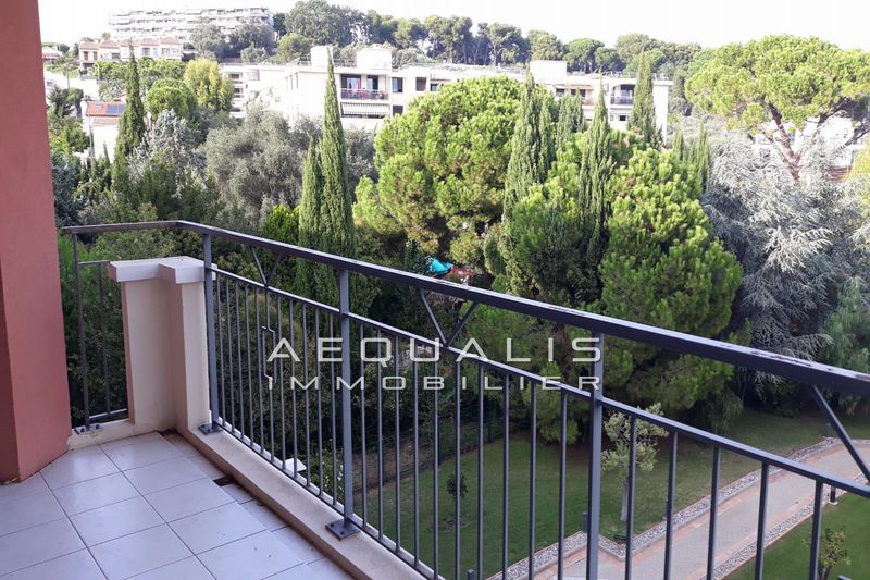 Photo Appartement Saint-Laurent-du-Var Bas plateaux fleuris, achat appartement 3 pièces 55 m²