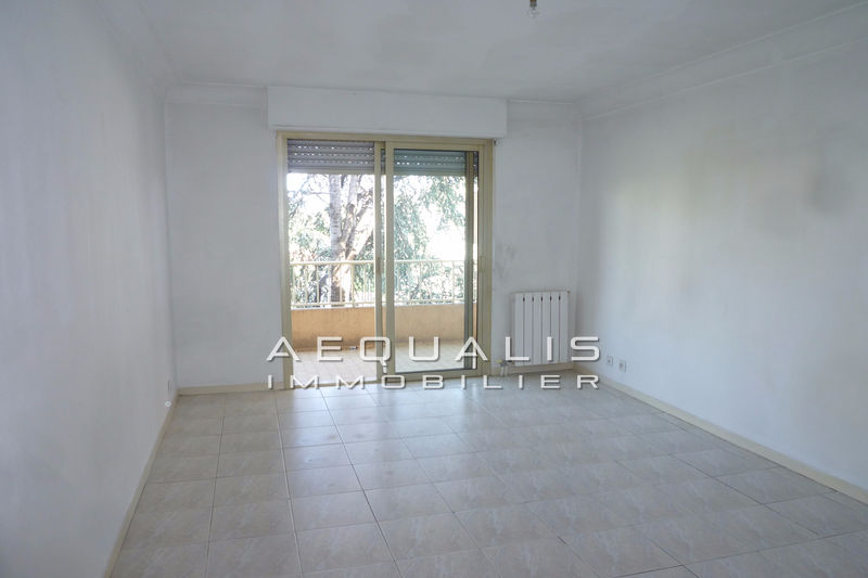 Photo Apartment Saint-Laurent-du-Var Bas plateaux fleuris, to buy apartment 1 room 38 m²