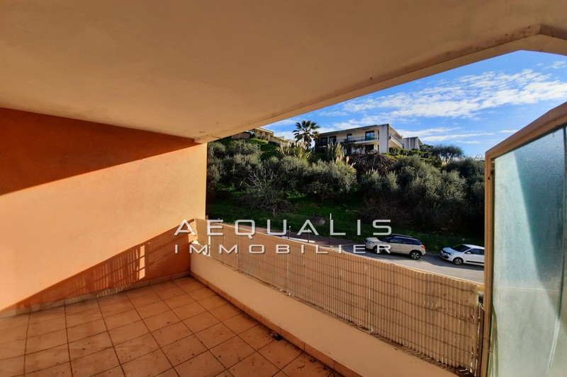 vente Apartment Saint-laurent-du-var Bas plateaux fleuris Apartment Saint-Laurent-du-Var Bas plateaux fleuris, to buy apartment 3 rooms 63 m²