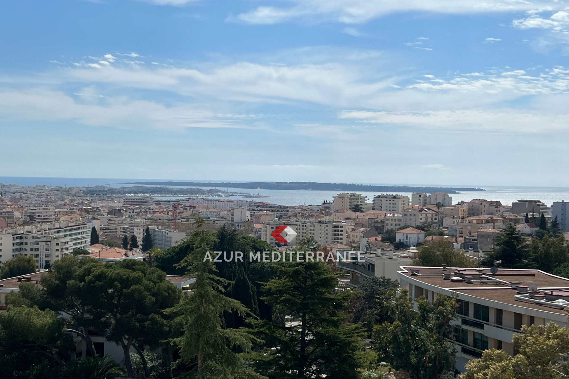Vente Appartement 178m² 5 Pièces à Cannes (06400) - Azur Mediterranee