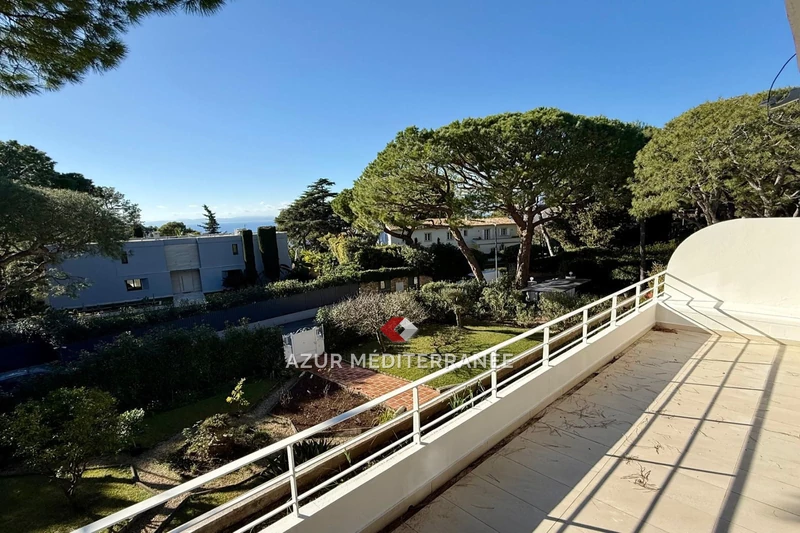 Photo Appartement Saint-Jean-Cap-Ferrat Proche plages,   achat appartement  3 pièces   71&nbsp;m&sup2;
