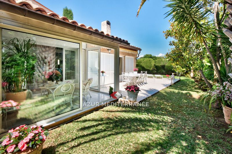Photo House Saint-Jean-Cap-Ferrat Proche plages, to buy house 4 bedrooms 125 m²