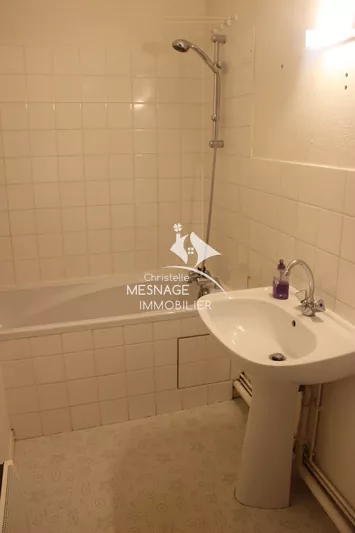 Location appartement Dinan  