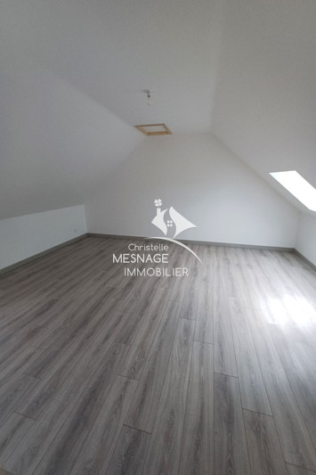 Location appartement Plumaudan  