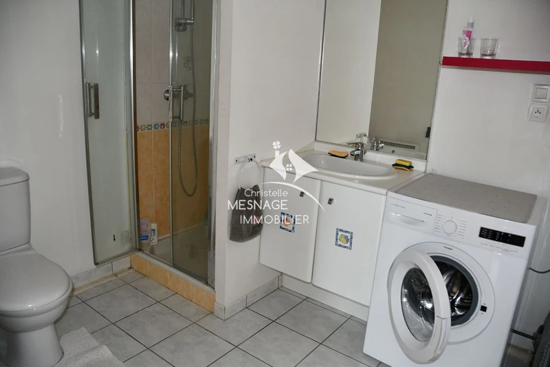 Location appartement Lanvallay  