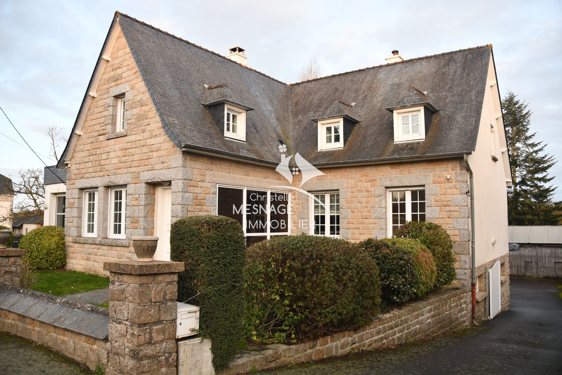 Vente Maison Contemporaine 7 Pieces Dinan Caulnes 212 M