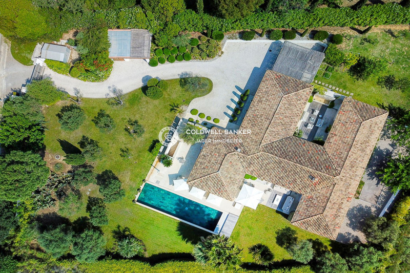 Location saisonnière maison contemporaine Grimaud  