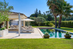 Location saisonnière maison contemporaine Grimaud  