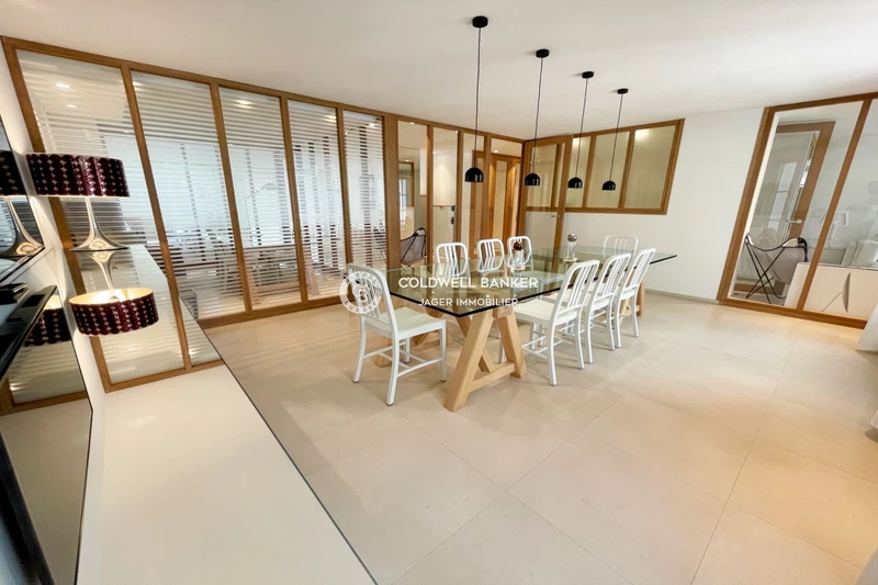 Photo n°3 - Commerce Saint-Tropez 83990 - 2 360 000 €