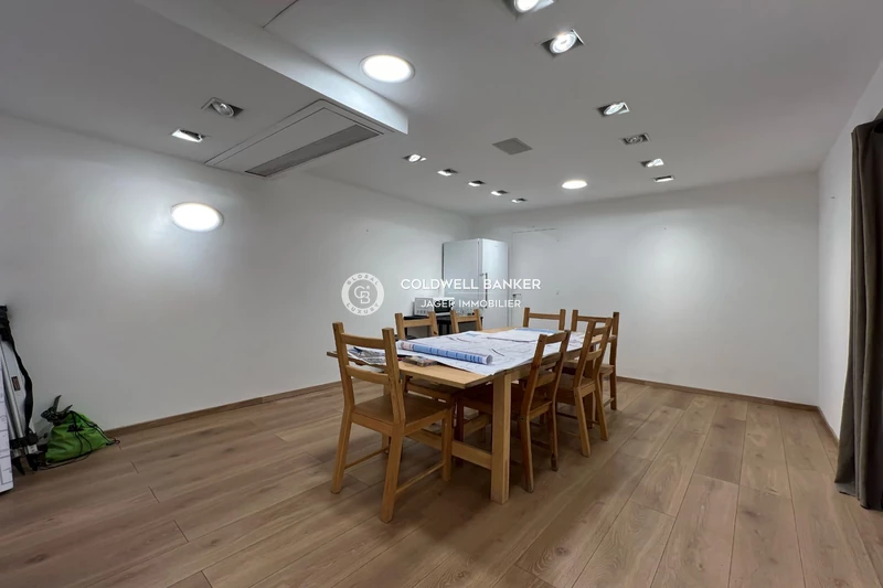 Photo n°2 - Commerce Saint-Tropez 83990 - 1 685 000 €
