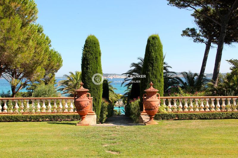 Photo Property Grimaud Golfe de st tropez, to buy property 4 bedrooms 350 m²