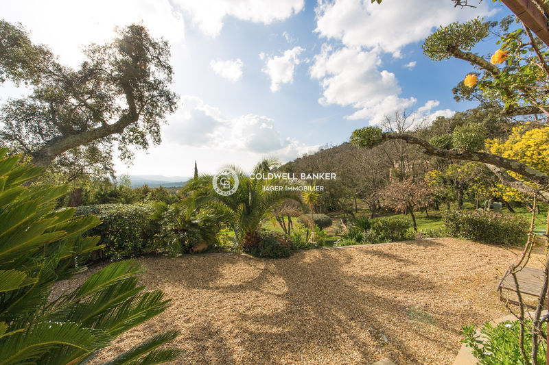 Photo Terrain constructible Grimaud Golfe de st tropez, to buy terrain constructible 1400 m²
