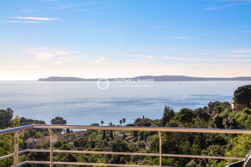 Photo Villa Rayol-Canadel-sur-Mer Golfe de st tropez, achat villa 3 chambres 180 m²