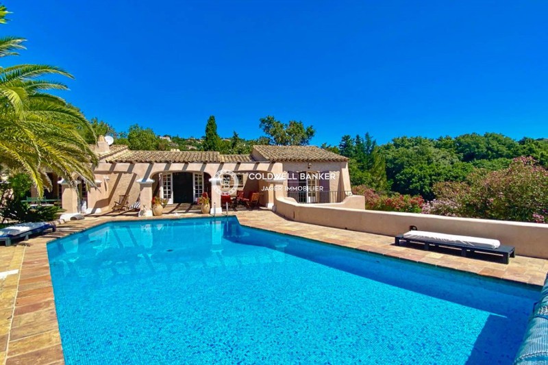 Vente villa provençale La Croix-Valmer Vente villa provençale La Croix-Valmer Villa provençale La Croix-Valmer Golfe de st tropez, achat villa provençale 5 chambres 246 m²