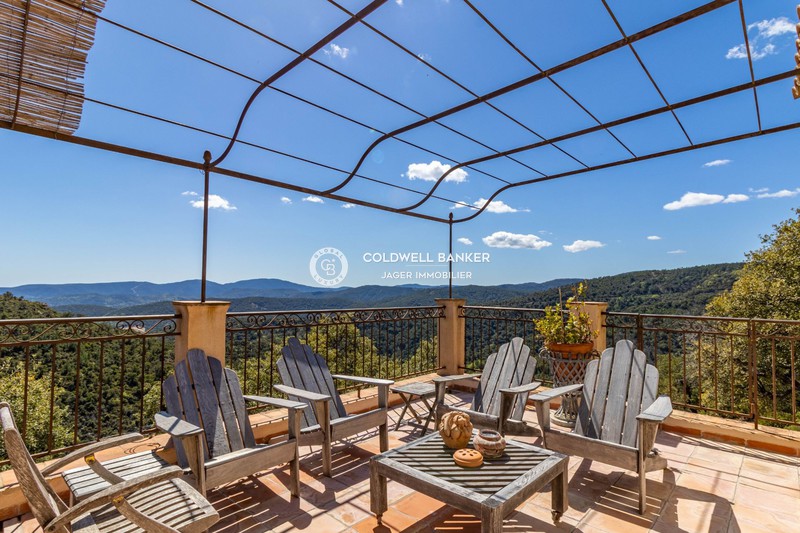 Vente villa La Garde-Freinet Vente villa La Garde-Freinet Villa La Garde-Freinet Golfe de st tropez, achat villa 5 chambres 250 m²